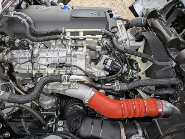 三菱 キャンター 2RG-FBAV0(2WD)の写真43