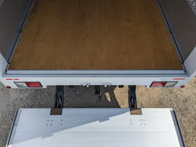 日野 レンジャー 2KG-FD2ABG(2WD)の写真11