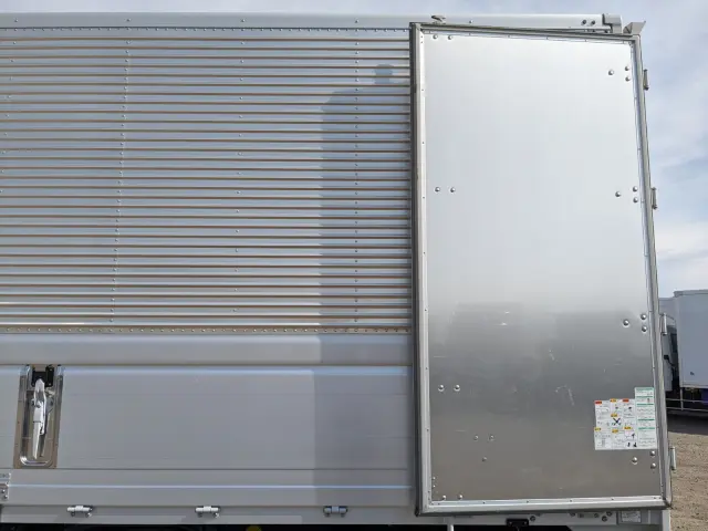 日野 レンジャー 2KG-FD2ABG(2WD)の写真21