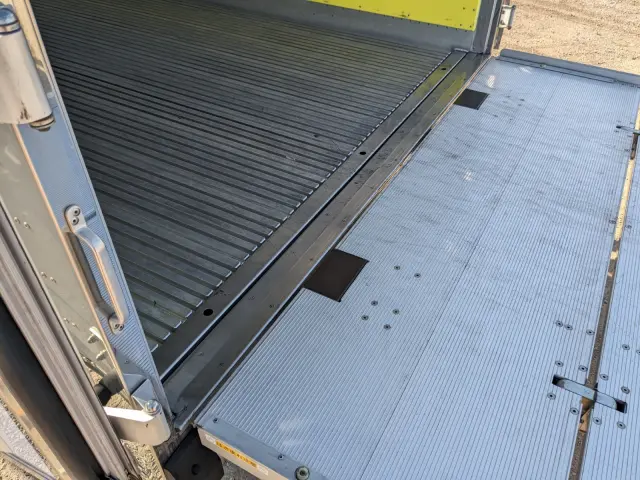 日野 レンジャー 2KG-FD2ABG(2WD)の写真11