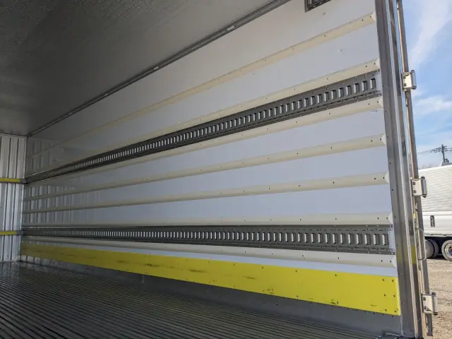 日野 レンジャー 2KG-FD2ABG(2WD)の写真21