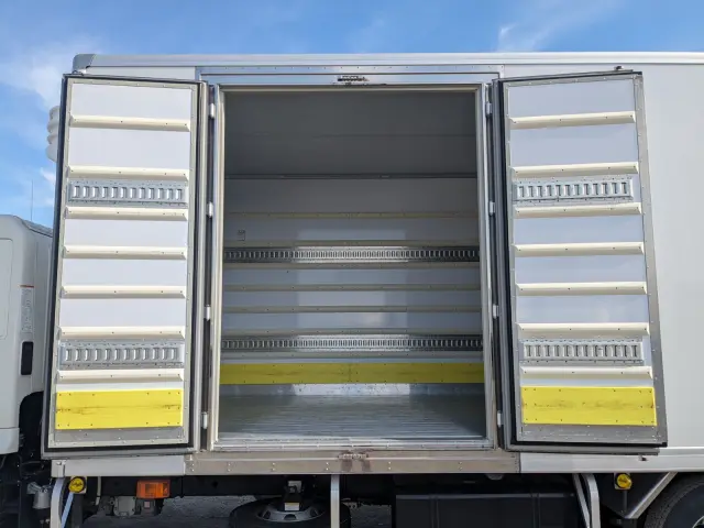 日野 レンジャー 2KG-FD2ABG(2WD)の写真28