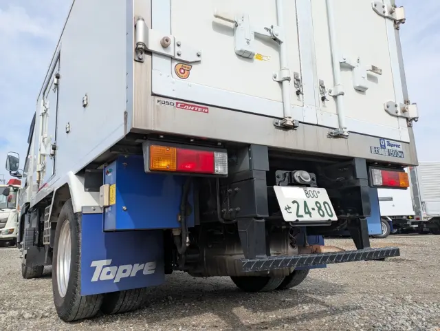 三菱 キャンター 2TG-FBA00(2WD)の写真8