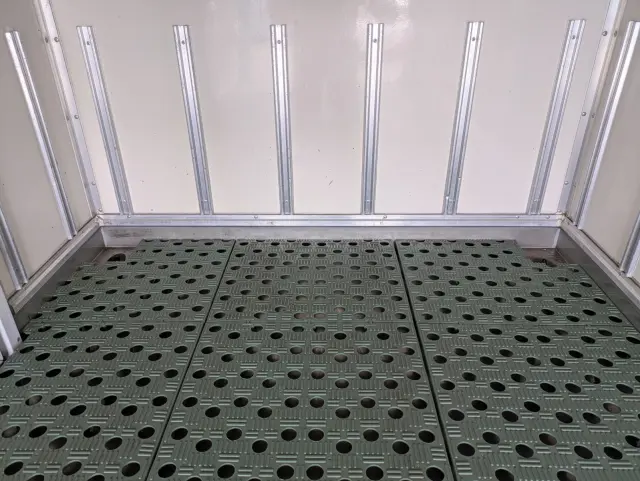 三菱 キャンター 2TG-FBA00(2WD)の写真16