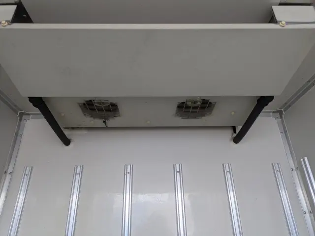 三菱 キャンター 2TG-FBA00(2WD)の写真17