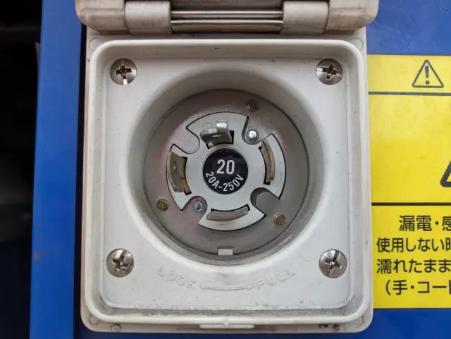 三菱 キャンター 2TG-FBA00(2WD)の写真33