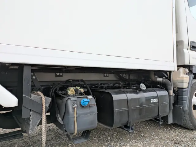 三菱 キャンター 2TG-FBA00(2WD)の写真34