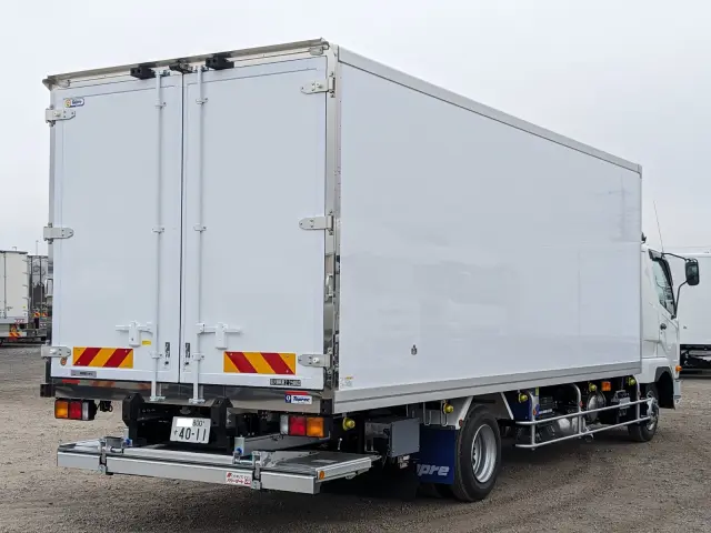 三菱 ファイター 2KG-FK65F(2WD)の写真4