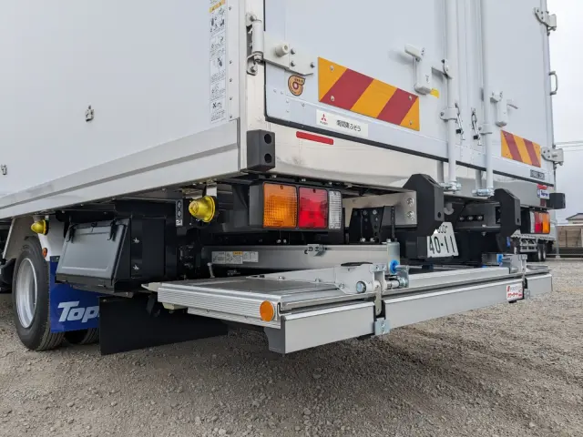 三菱 ファイター 2KG-FK65F(2WD)の写真7