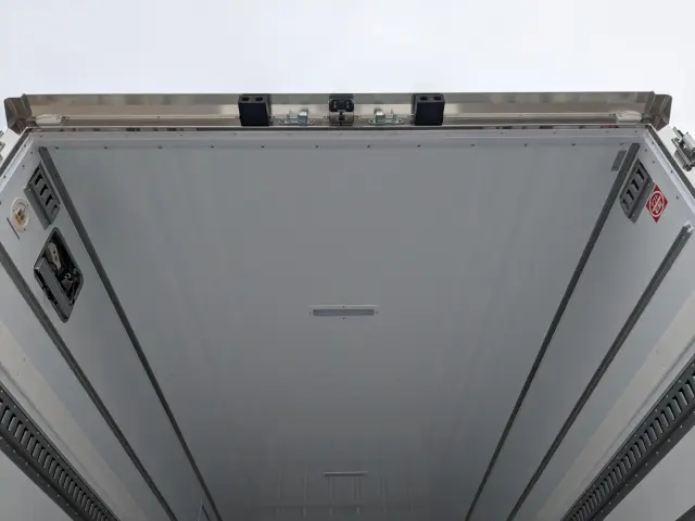 三菱 ファイター 2KG-FK65F(2WD)の写真12