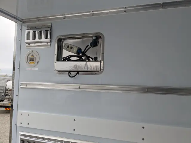 三菱 ファイター 2KG-FK65F(2WD)の写真21