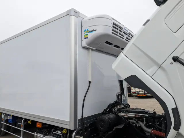 三菱 ファイター 2KG-FK65F(2WD)の写真48