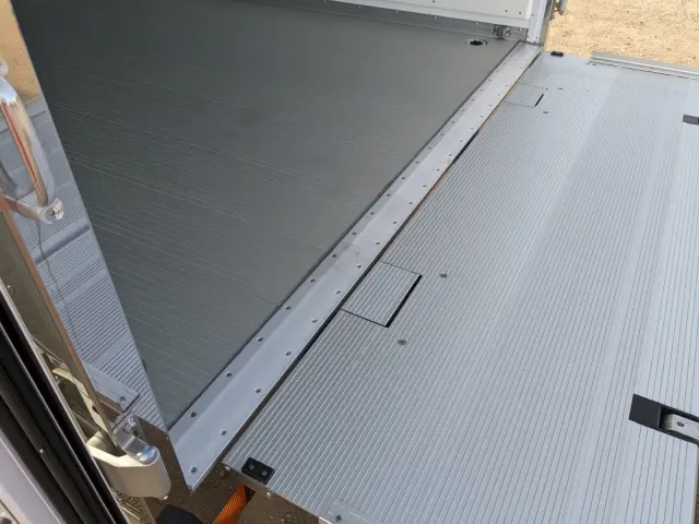 三菱 ファイター 2KG-FK65F(2WD)の写真12