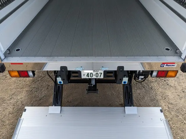 三菱 ファイター 2KG-FK65F(2WD)の写真13