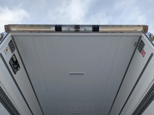 三菱 ファイター 2KG-FK65F(2WD)の写真14