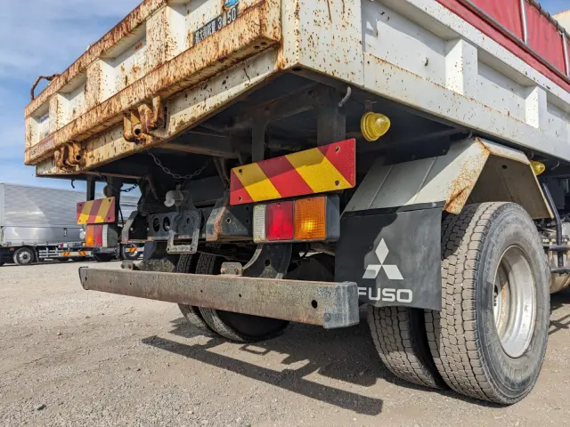 三菱 ファイター 2KG-FK72F(2WD)の写真6