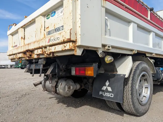 三菱 キャンター 2PG-FBA60(2WD)の写真6