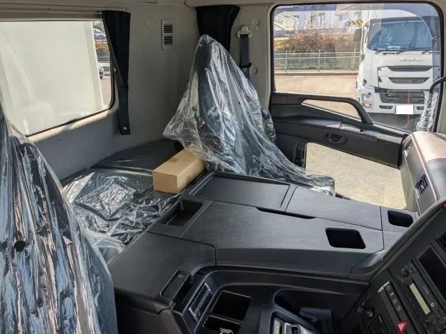 三菱 スーパーグレート 2PG-FV80VX(6x4)の写真34