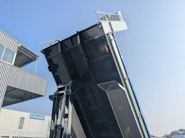 三菱 スーパーグレート 2PG-FV80VX(6x4)の写真22