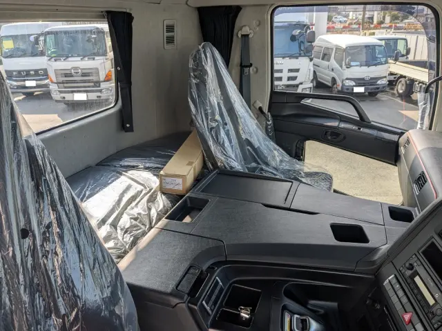 三菱 スーパーグレート 2PG-FV80VX(6x4)の写真34