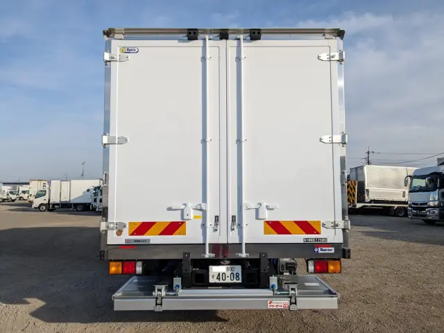 三菱 ファイター 2KG-FK65F(2WD)の写真5