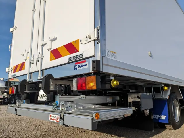 三菱 ファイター 2KG-FK65F(2WD)の写真6