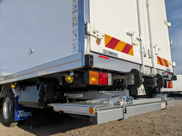 三菱 ファイター 2KG-FK65F(2WD)の写真7