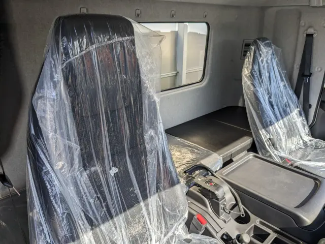 三菱 ファイター 2KG-FK65F(2WD)の写真38