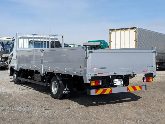 三菱 ファイター 2KG-FK62F(2WD)の写真4