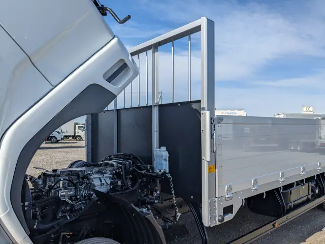 三菱 ファイター 2KG-FK62F(2WD)の写真34