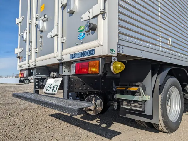 三菱 キャンター 2RG-FBA20(2WD)の写真7