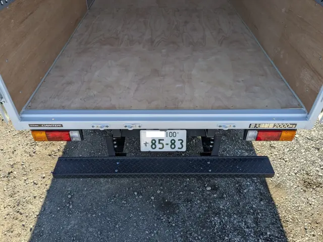 三菱 キャンター 2RG-FBA20(2WD)の写真10