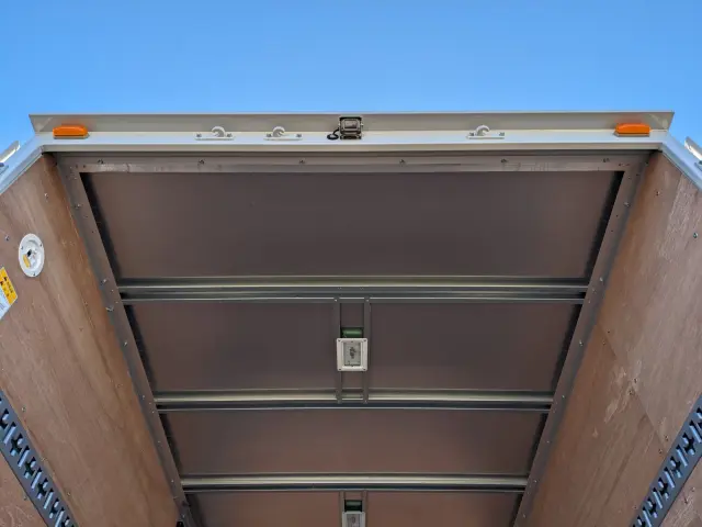 三菱 キャンター 2RG-FBA20(2WD)の写真11