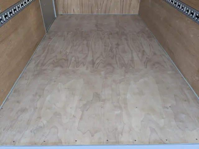 三菱 キャンター 2RG-FBA20(2WD)の写真12