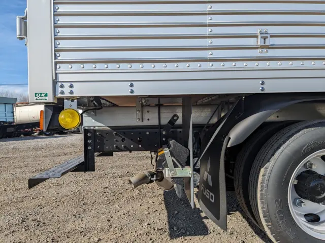 三菱 キャンター 2RG-FBA20(2WD)の写真28