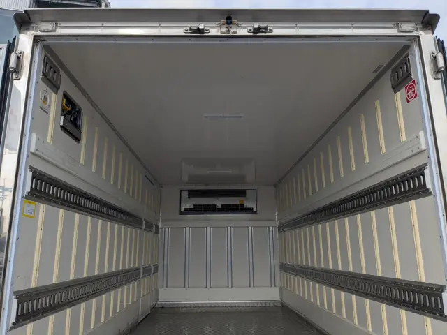 日野 デュトロ 2KG-XZU710M(2WD)の写真21