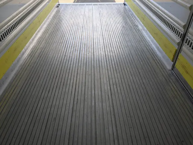 日野 レンジャー 2KG-FD2ABG(2WD)の写真23