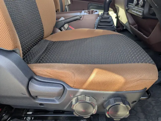 日野 レンジャー 2KG-FD2ABG(2WD)の写真36