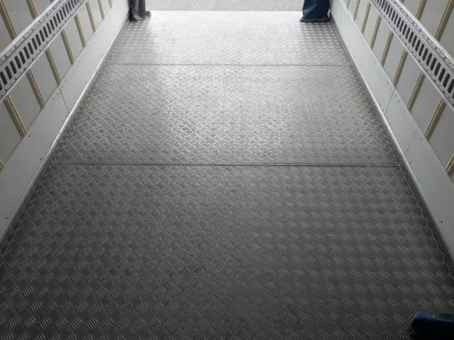 日野 デュトロ 2RG-XZU710M(2WD)の写真19