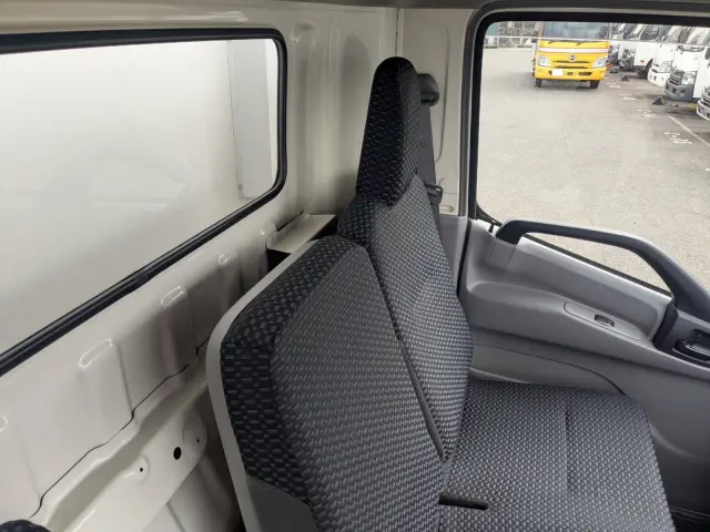 日野 デュトロ 2RG-XZU710M(2WD)の写真35