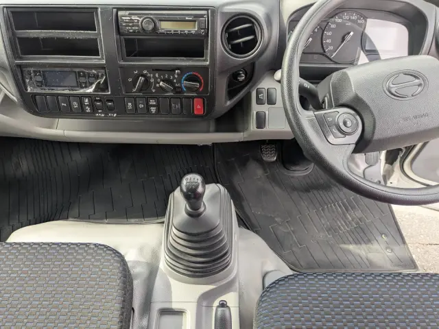 日野 デュトロ 2RG-XZU710M(2WD)の写真36