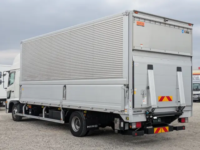 日野 レンジャー 2KG-FD2ABG(2WD)の写真6