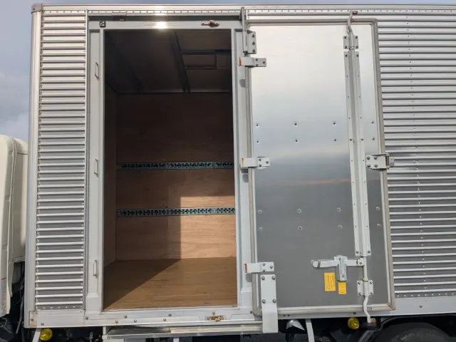 日野 デュトロ 2RG-XZU712M(2WD)の写真27