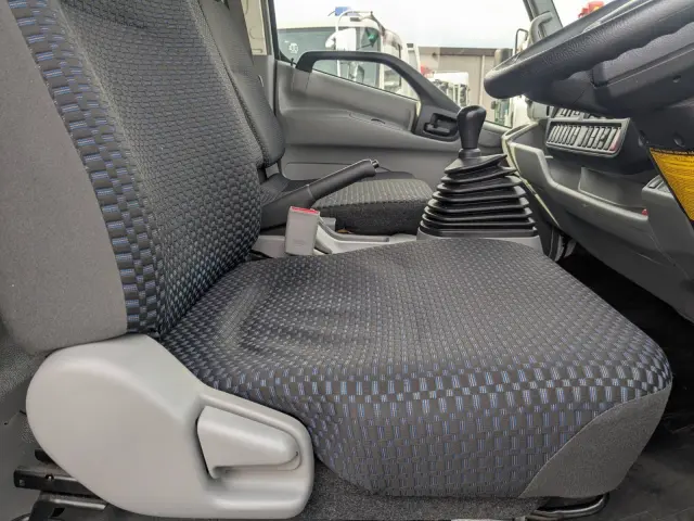 日野 デュトロ 2RG-XZU712M(2WD)の写真33