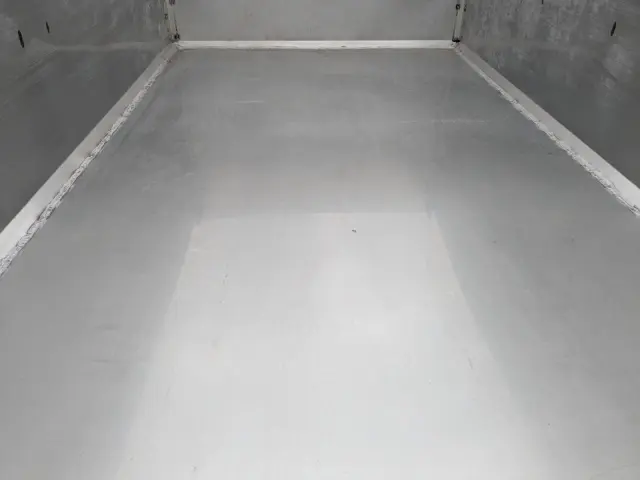 いすゞ エルフ 2PG-NKS88AD(2WD)の写真17