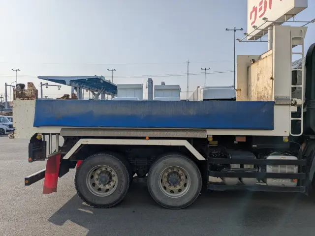 日野 プロフィア 2DG-FS1AGA(6x4)の写真17