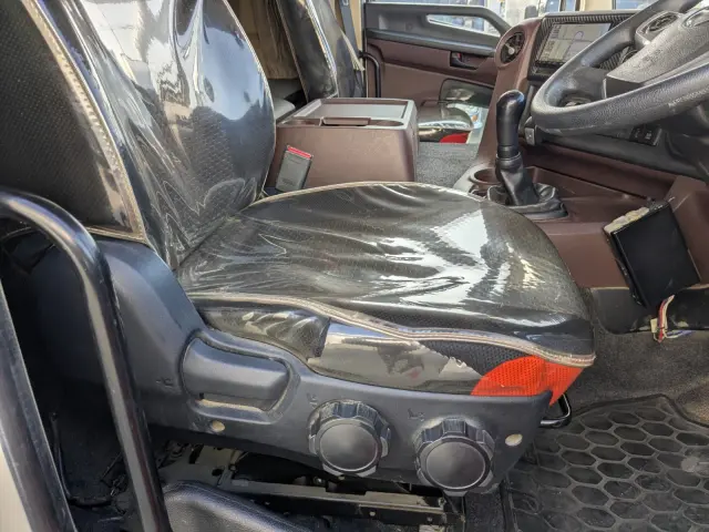 日野 プロフィア 2DG-FS1AGA(6x4)の写真37