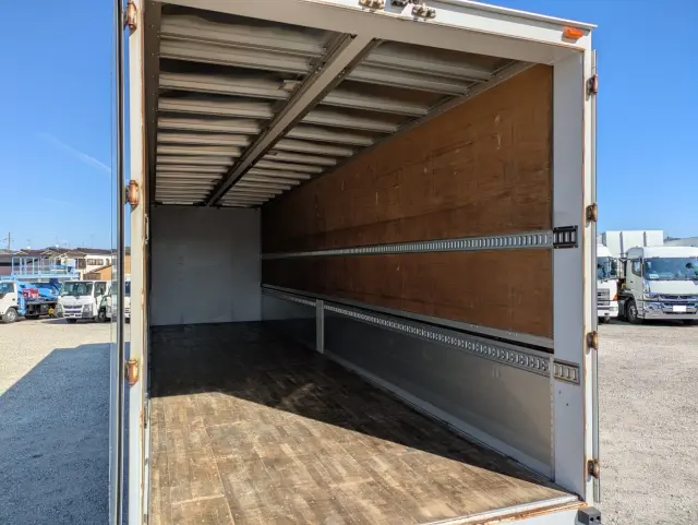 UD クオン 2PG-CG5CA(8x4)の写真17