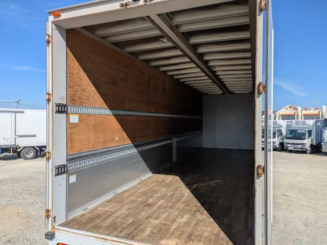 UD クオン 2PG-CG5CA(8x4)の写真18