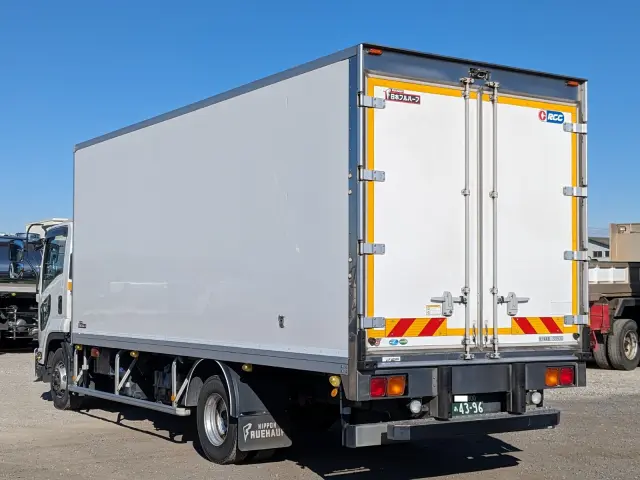 いすゞ フォワード 2PG-FRR90S2(2WD)の写真4